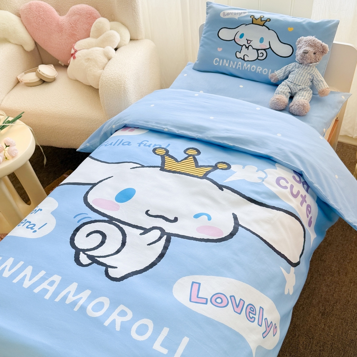 91家纺网 家纺一手货源 找家纺 名兮家居 2025新款全棉大版经典奥特曼幼儿园儿童套件【含防伪标】 微笑玉桂狗