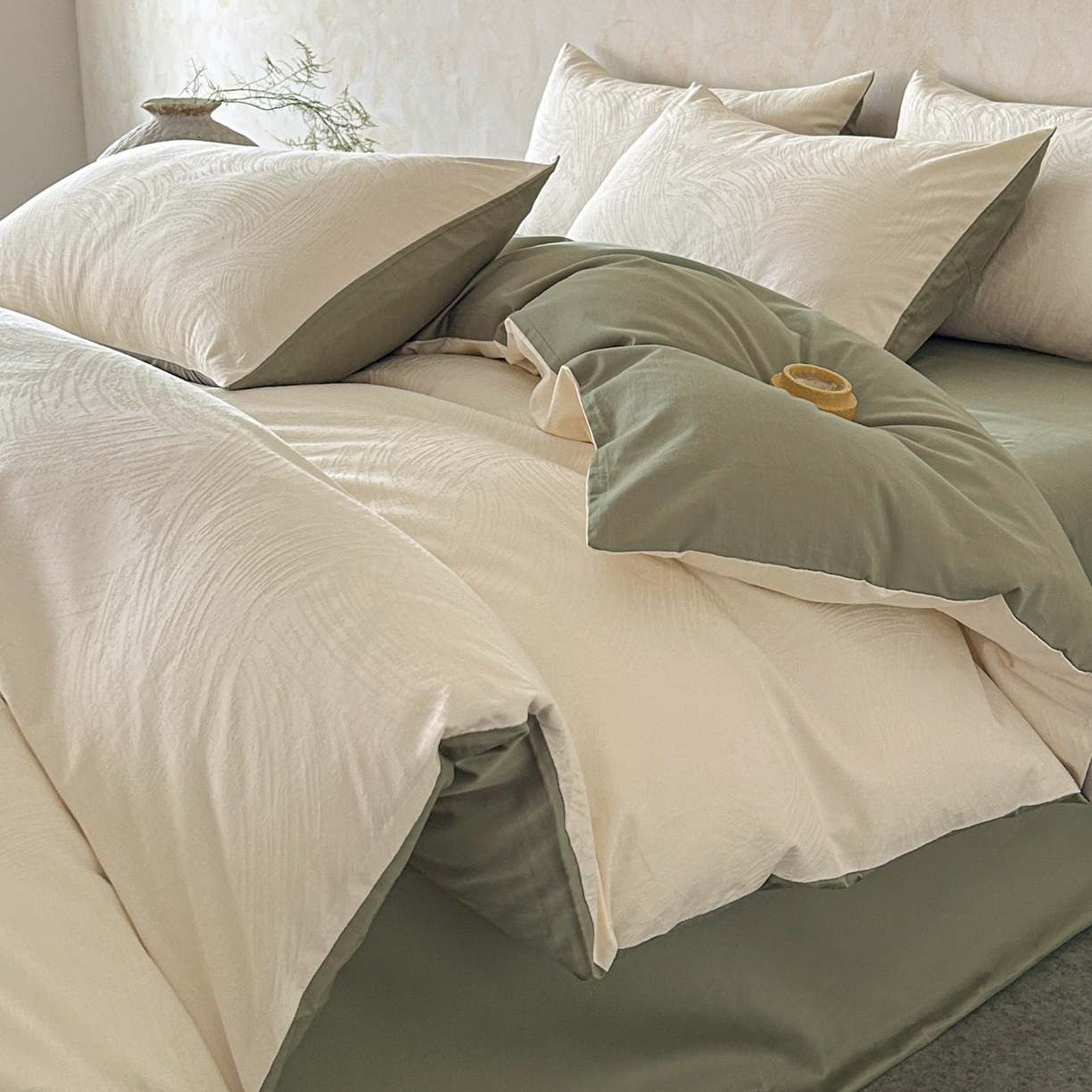 91家纺网 家纺一手货源 找家纺 （总）618家纺 2025新款全棉磨毛提花法式双拼四件套-赫本系列