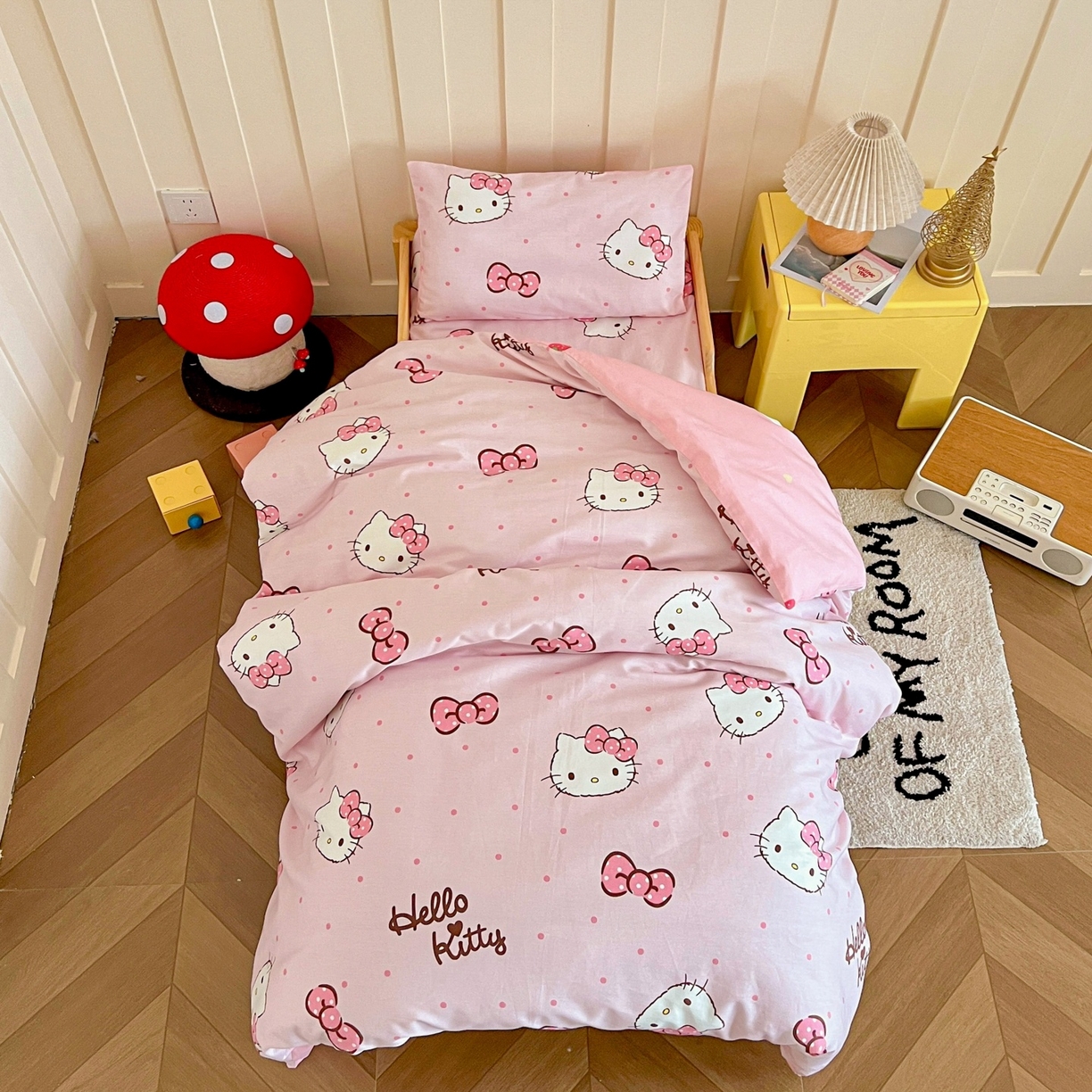 91家纺网 家纺一手货源 找家纺 名兮家居 2025新款全棉小版经典奥特曼-三丽鸥幼儿园儿童套件【含防伪标】 呆萌kt