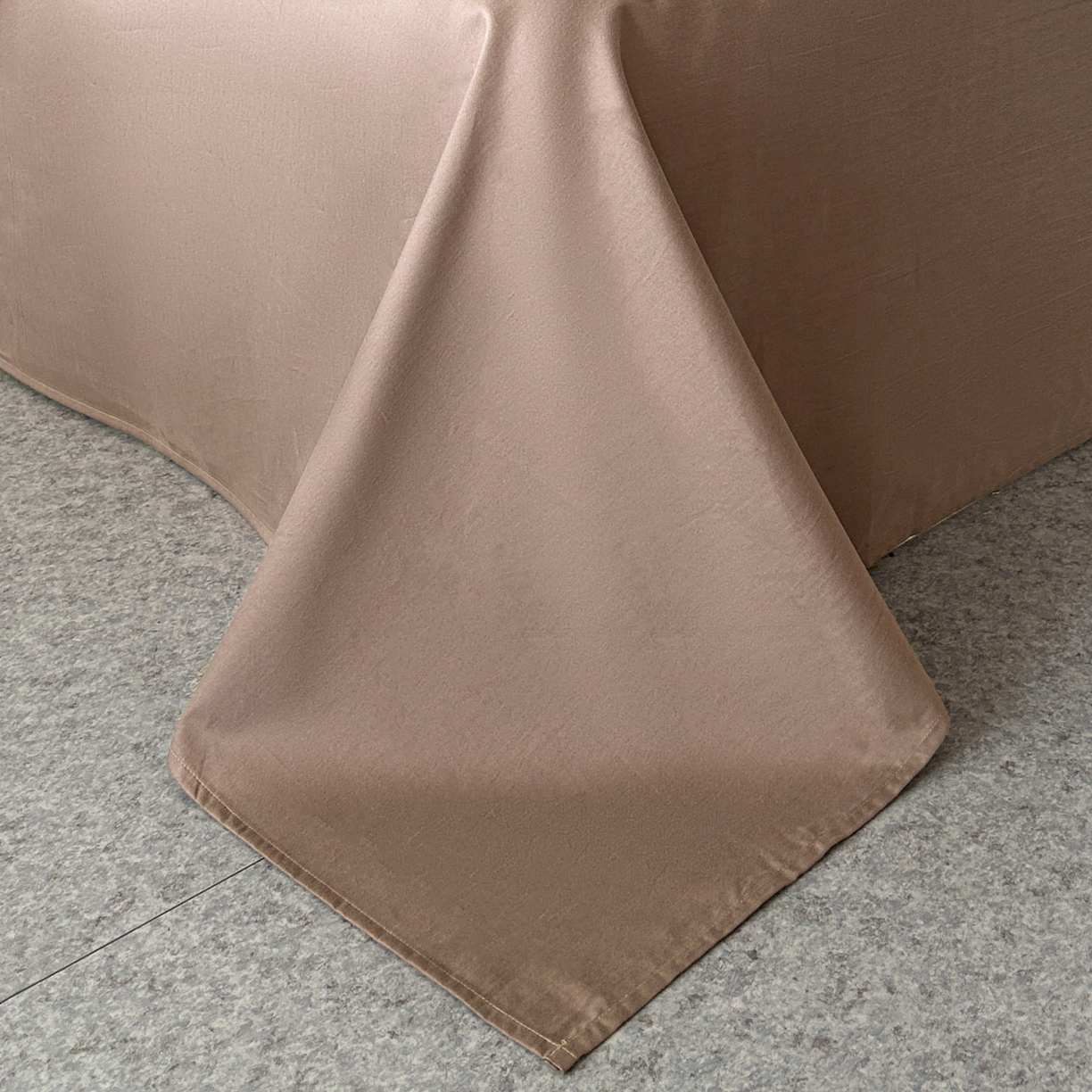 91家纺网 家纺一手货源 找家纺 618家纺 2025新款全棉磨毛提花法式双拼四件套-赫本系列 赫本-漫叶棕