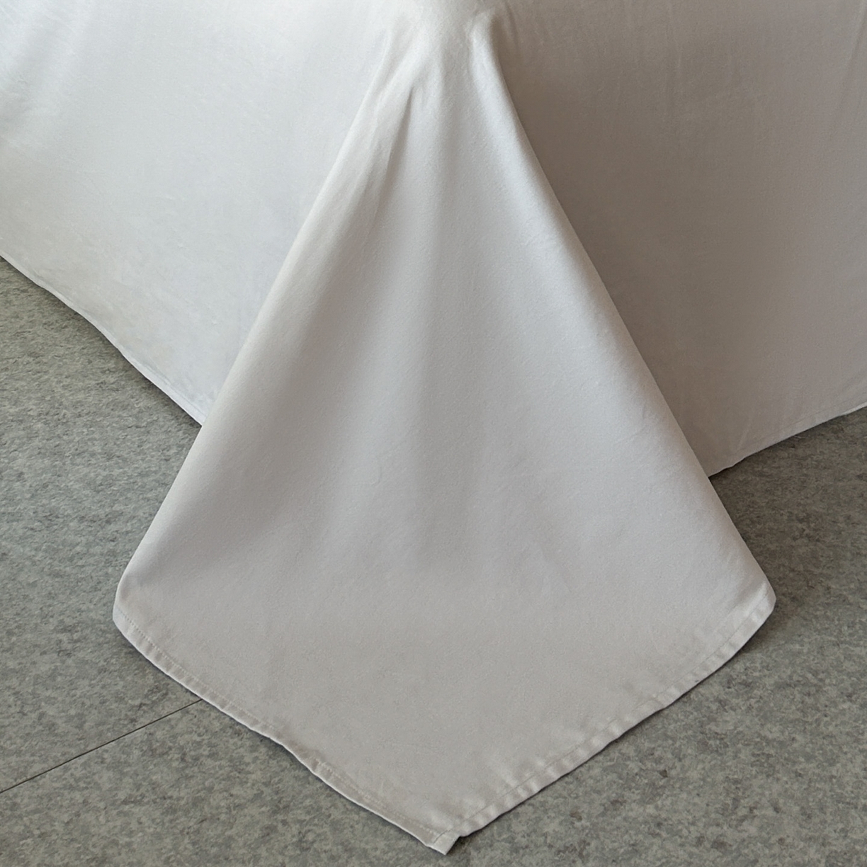 91家纺网 家纺一手货源 找家纺 618家纺 2025新款全棉磨毛提花法式双拼四件套-赫本系列 赫本-摩卡紫