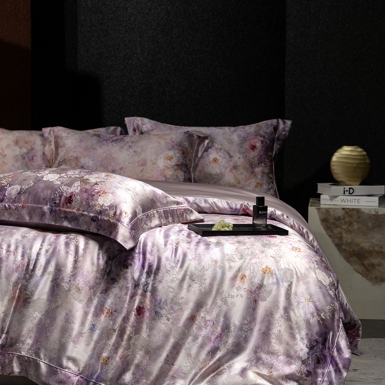 91家纺网 家纺一手货源 找家纺 太古汇家居 2025新款桑真丝提花+印花系列四件套 琉璃梦境-紫