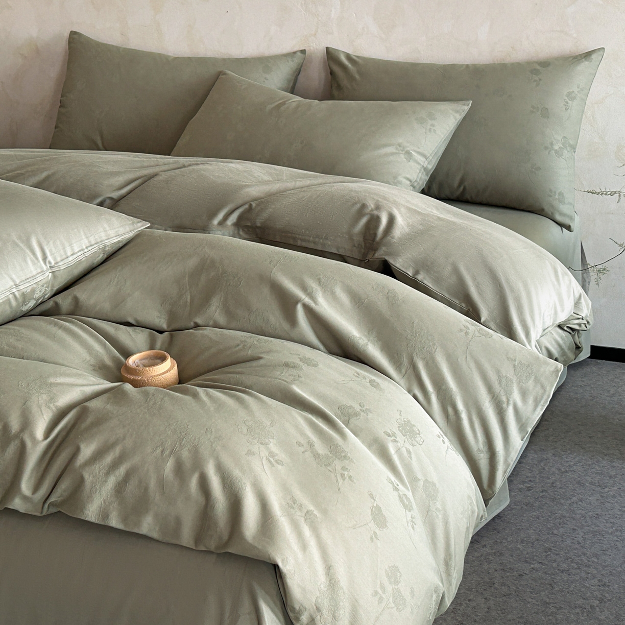 91家纺网 家纺一手货源 找家纺 618家纺 2025新款全棉磨毛提花法式双拼四件套-赫本系列 赫本-青枝影