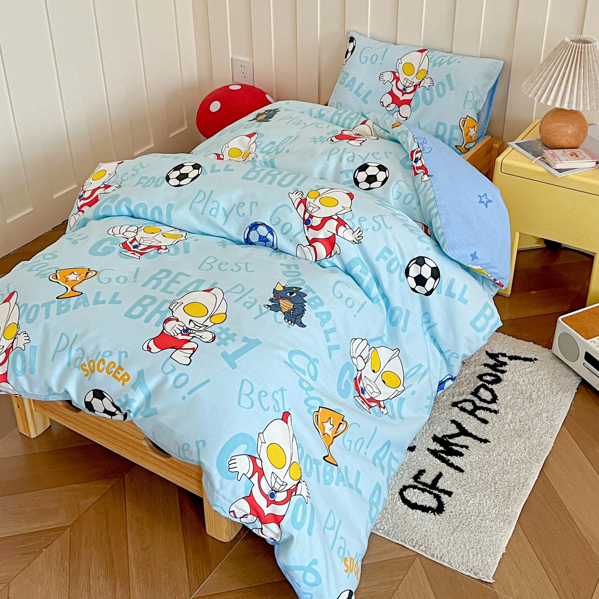 91家纺网 家纺一手货源 找家纺 名兮家居 2025新款全棉小版经典奥特曼-三丽鸥幼儿园儿童套件【含防伪标】 世界杯