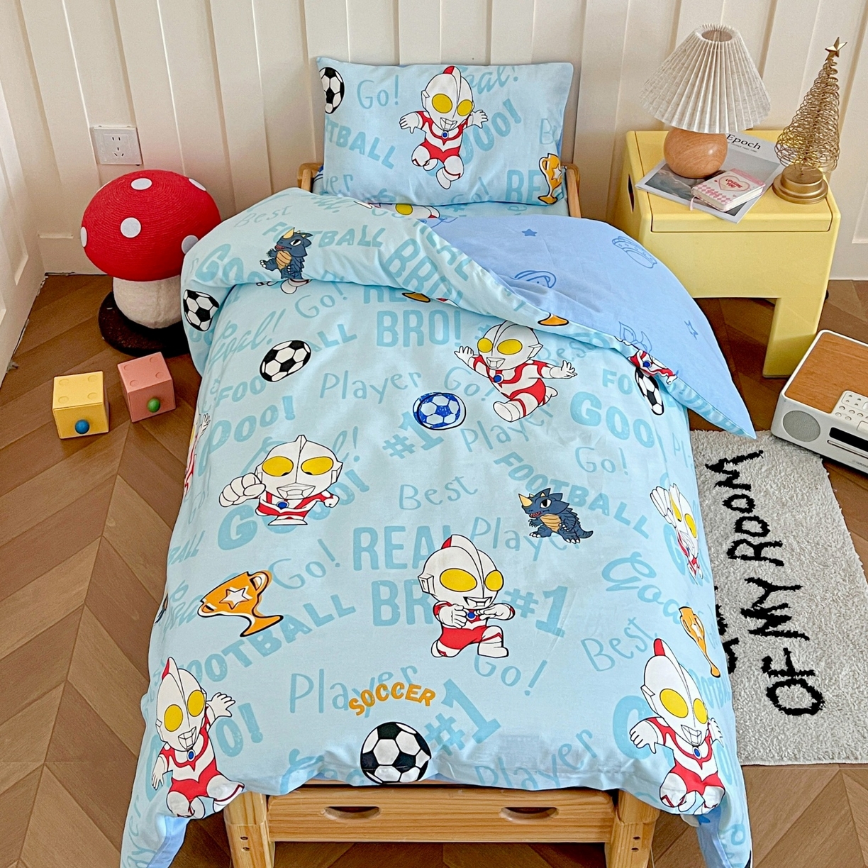 91家纺网 家纺一手货源 找家纺 名兮家居 2025新款全棉小版经典奥特曼-三丽鸥幼儿园儿童套件【含防伪标】 世界杯