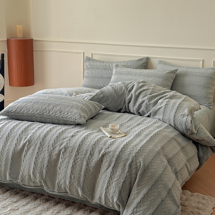 91家纺网 家纺一手货源 找家纺 （总）618家纺 2025新款冬日纯色法式浪漫月桂绒四件套