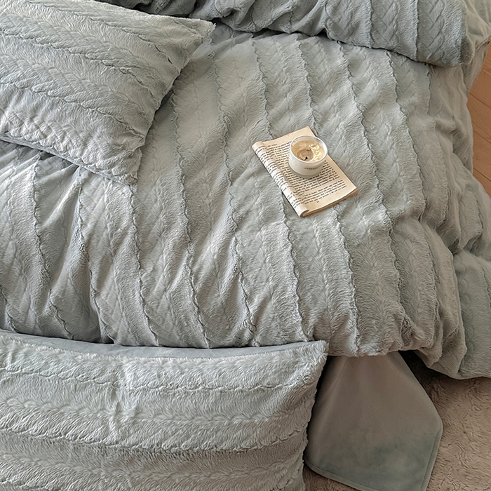 91家纺网 家纺一手货源 找家纺 （总）618家纺 2025新款冬日纯色法式浪漫月桂绒四件套