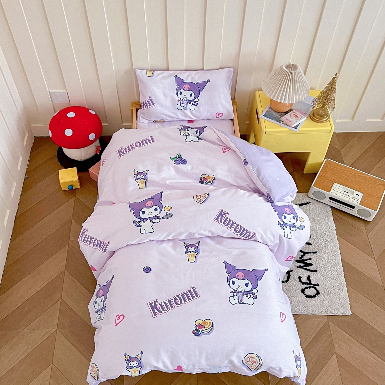 91家纺网 家纺一手货源 找家纺 名兮家居 2025新款全棉小版经典奥特曼-三丽鸥幼儿园儿童套件【含防伪标】 甜筒库洛米