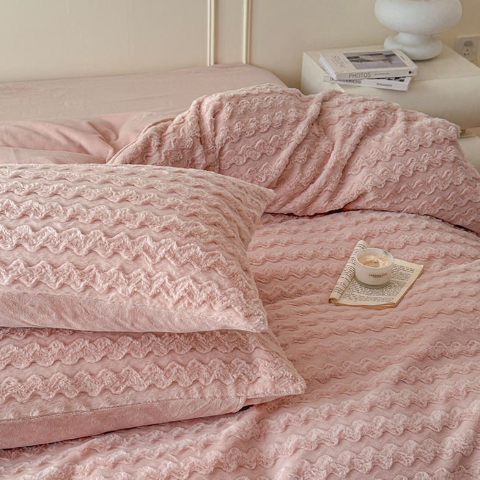 91家纺网 家纺一手货源 找家纺 （总）618家纺 2025新款冬日温暖纯色法式浪漫云舒绒四件套