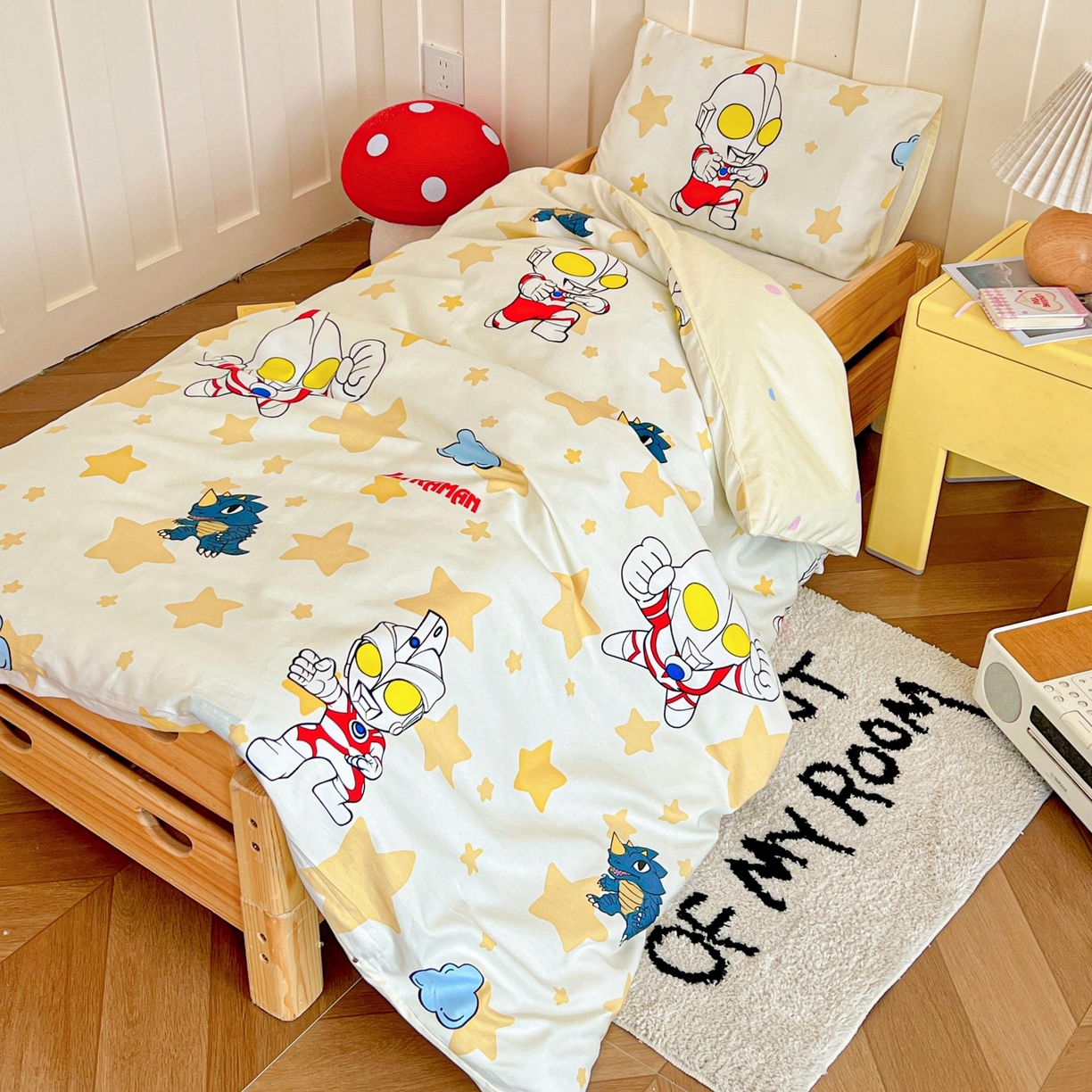 91家纺网 家纺一手货源 找家纺 名兮家居 2025新款全棉小版经典奥特曼-三丽鸥幼儿园儿童套件【含防伪标】 星星奥特曼