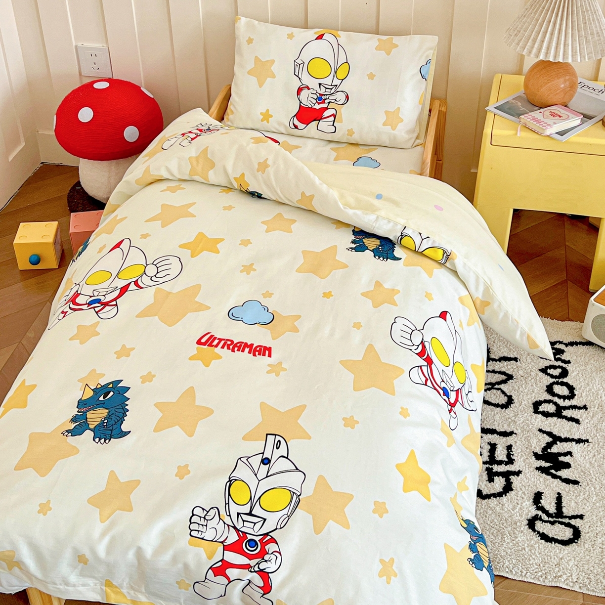 91家纺网 家纺一手货源 找家纺 名兮家居 2025新款全棉小版经典奥特曼-三丽鸥幼儿园儿童套件【含防伪标】 星星奥特曼