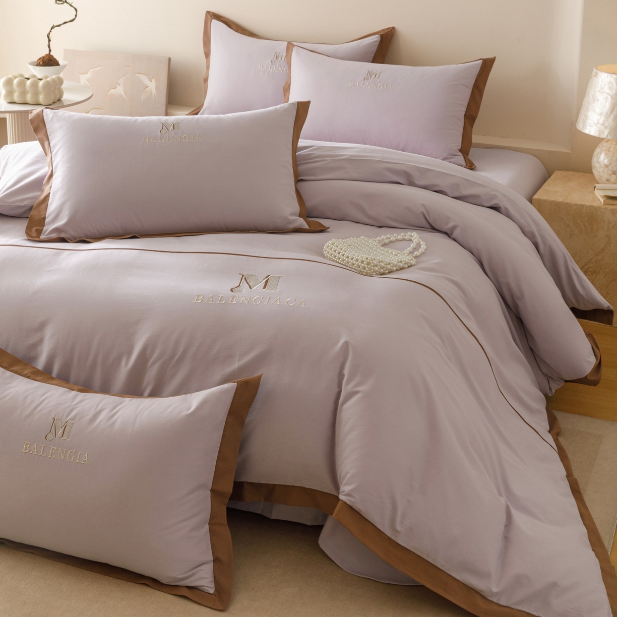 91家纺网 家纺一手货源 找家纺 （总）艾莱家纺 2025新款A类50S云柔棉加密柔顺磨毛四件套-依人梦