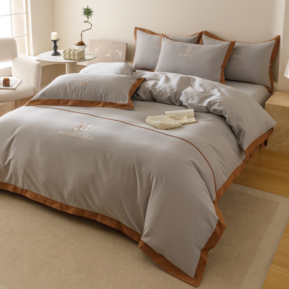 91家纺网 家纺一手货源 找家纺 艾莱家纺 2025新款A类50S云柔棉加密柔顺磨毛四件套-依人梦 依人梦-高级灰