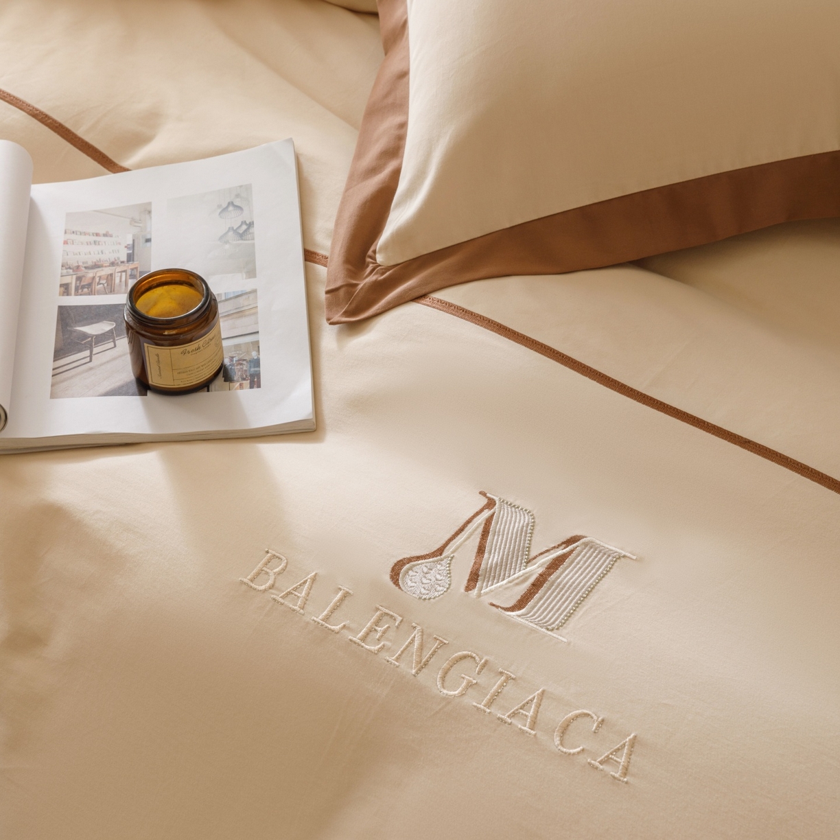 91家纺网 家纺一手货源 找家纺 艾莱家纺 2025新款A类50S云柔棉加密柔顺磨毛四件套-依人梦 依人梦-浅香槟