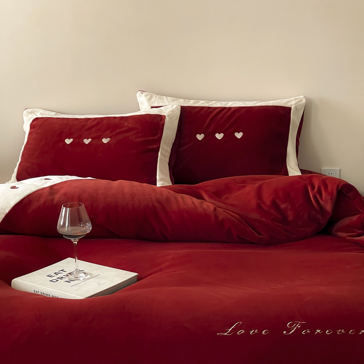 91家纺网 家纺一手货源 找家纺 （总）西西家居 2025新款全消光230g牛奶绒四件套-心心相印（各平台严格控价劵后不低于338元起! 会员-20元）