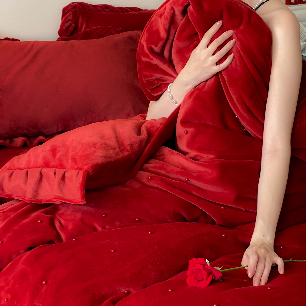 91家纺网 家纺一手货源 找家纺 （总）西西家居 2025新款全消光230g牛奶绒四件套-幸福宝珠（各平台严格控价劵后不低于318元起! 会员-20元）