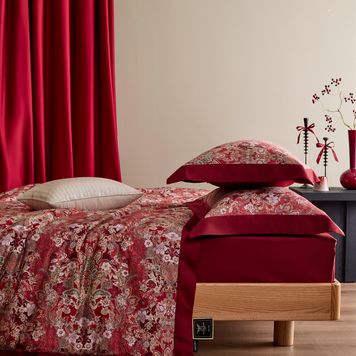 91家纺网 家纺一手货源 找家纺 （总）涞澳家纺 2025新款婚庆印花四件套