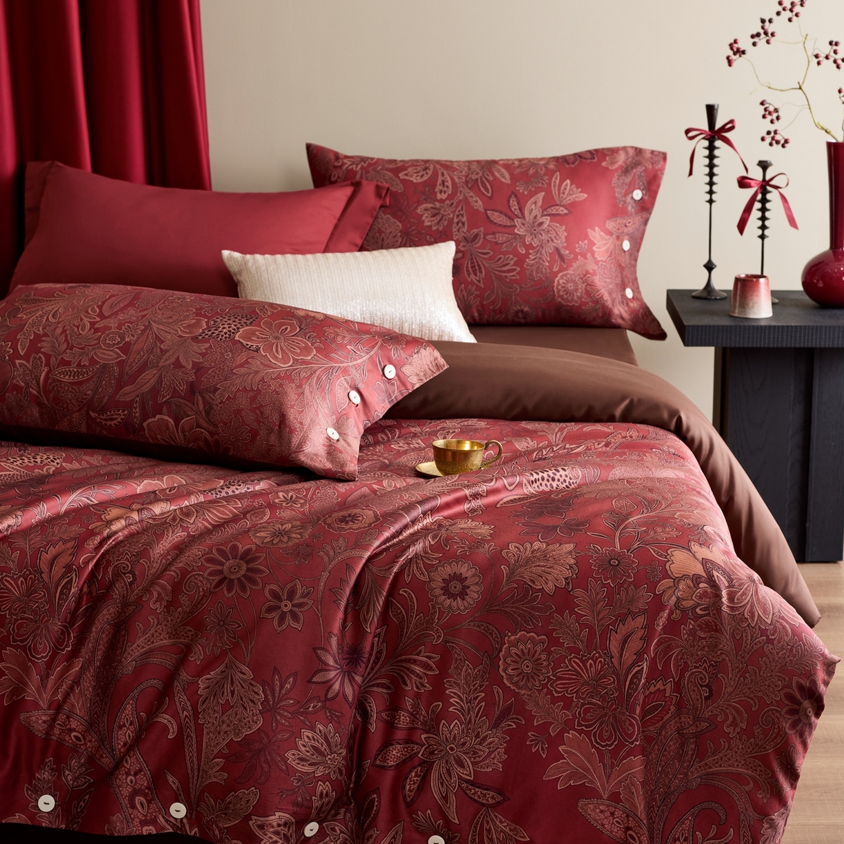 91家纺网 家纺一手货源 找家纺 （总）涞澳家纺 2025新款婚庆印花四件套