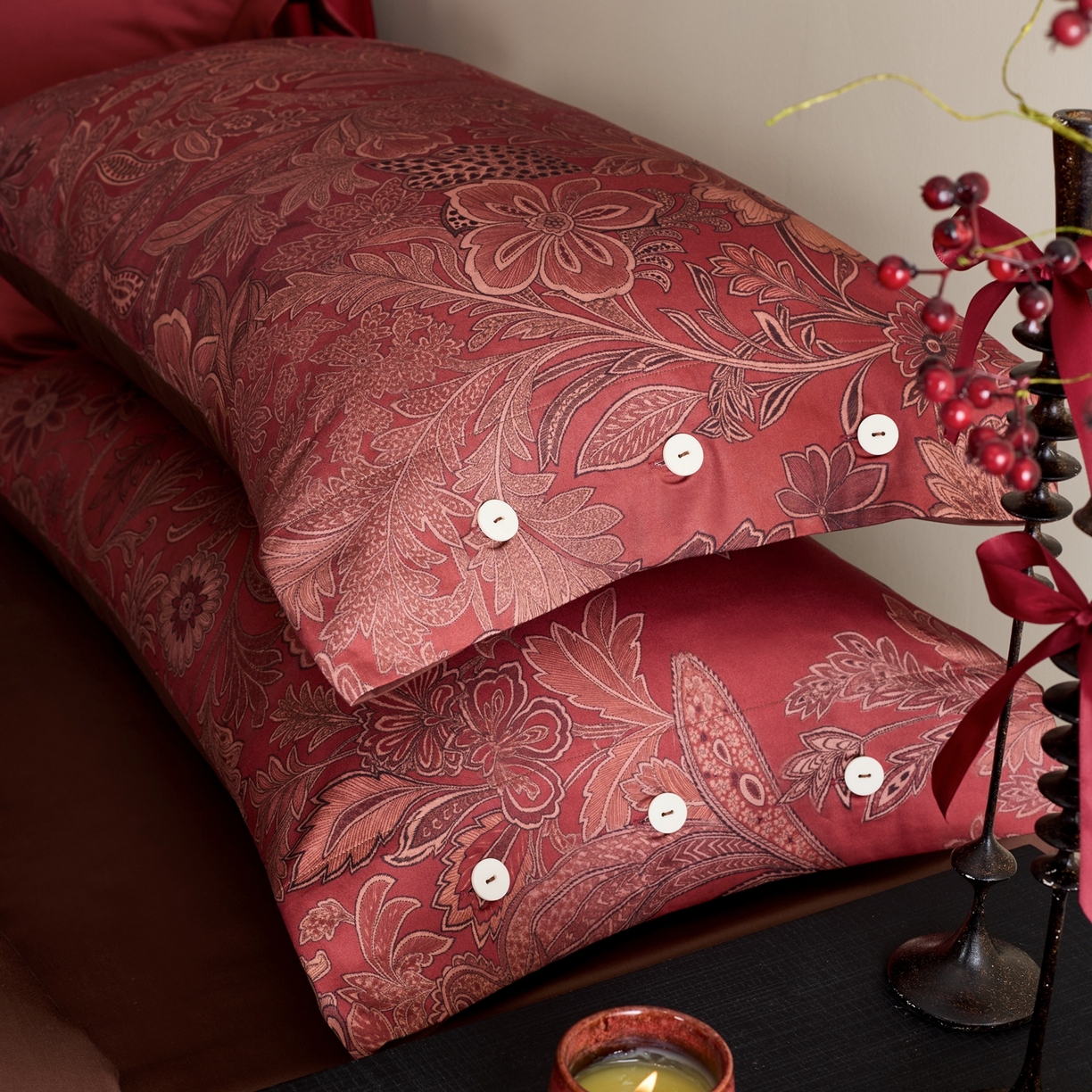 91家纺网 家纺一手货源 找家纺 涞澳家纺 2025新款婚庆印花四件套 翡色倾慕