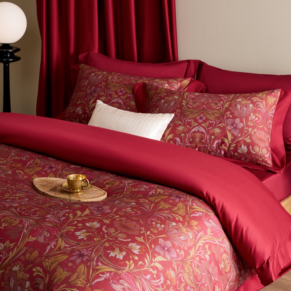 91家纺网 家纺一手货源 找家纺 涞澳家纺 2025新款婚庆印花四件套 馨悦满庭