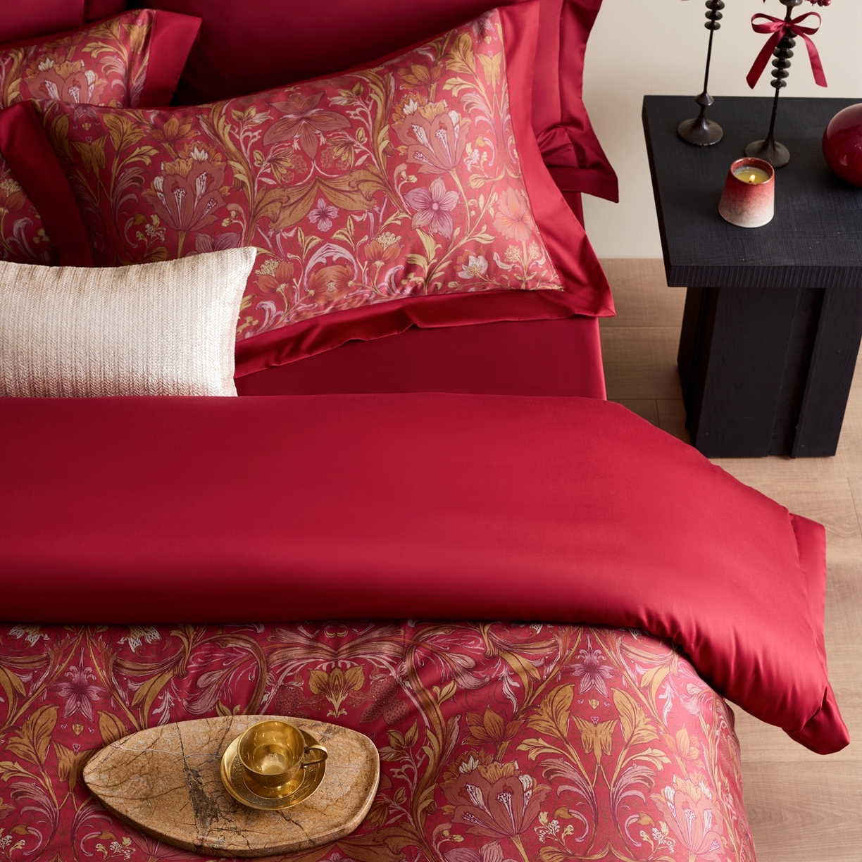 91家纺网 家纺一手货源 找家纺 涞澳家纺 2025新款婚庆印花四件套 馨悦满庭