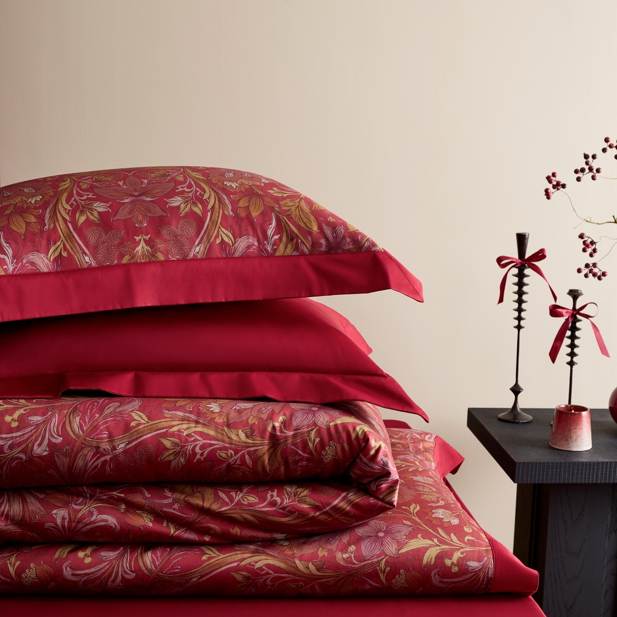 91家纺网 家纺一手货源 找家纺 涞澳家纺 2025新款婚庆印花四件套 馨悦满庭