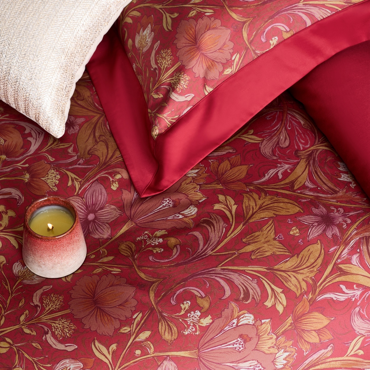 91家纺网 家纺一手货源 找家纺 涞澳家纺 2025新款婚庆印花四件套 馨悦满庭