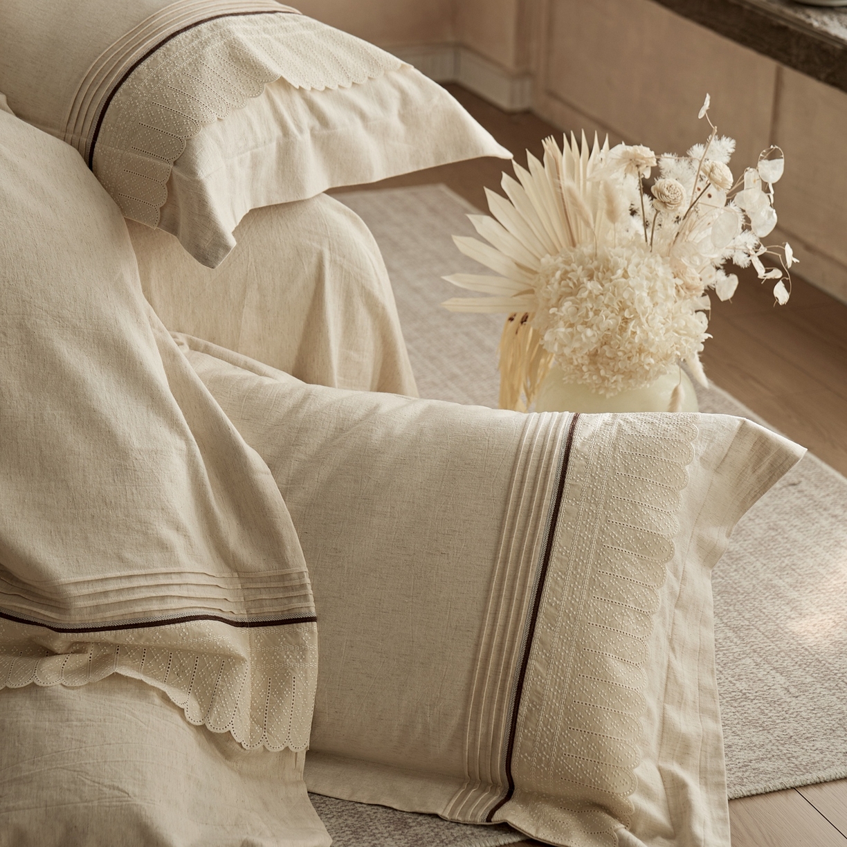 91家纺网 家纺一手货源 找家纺 涞澳家纺 2025新款棉麻皱皱纱四件套 花蓉环