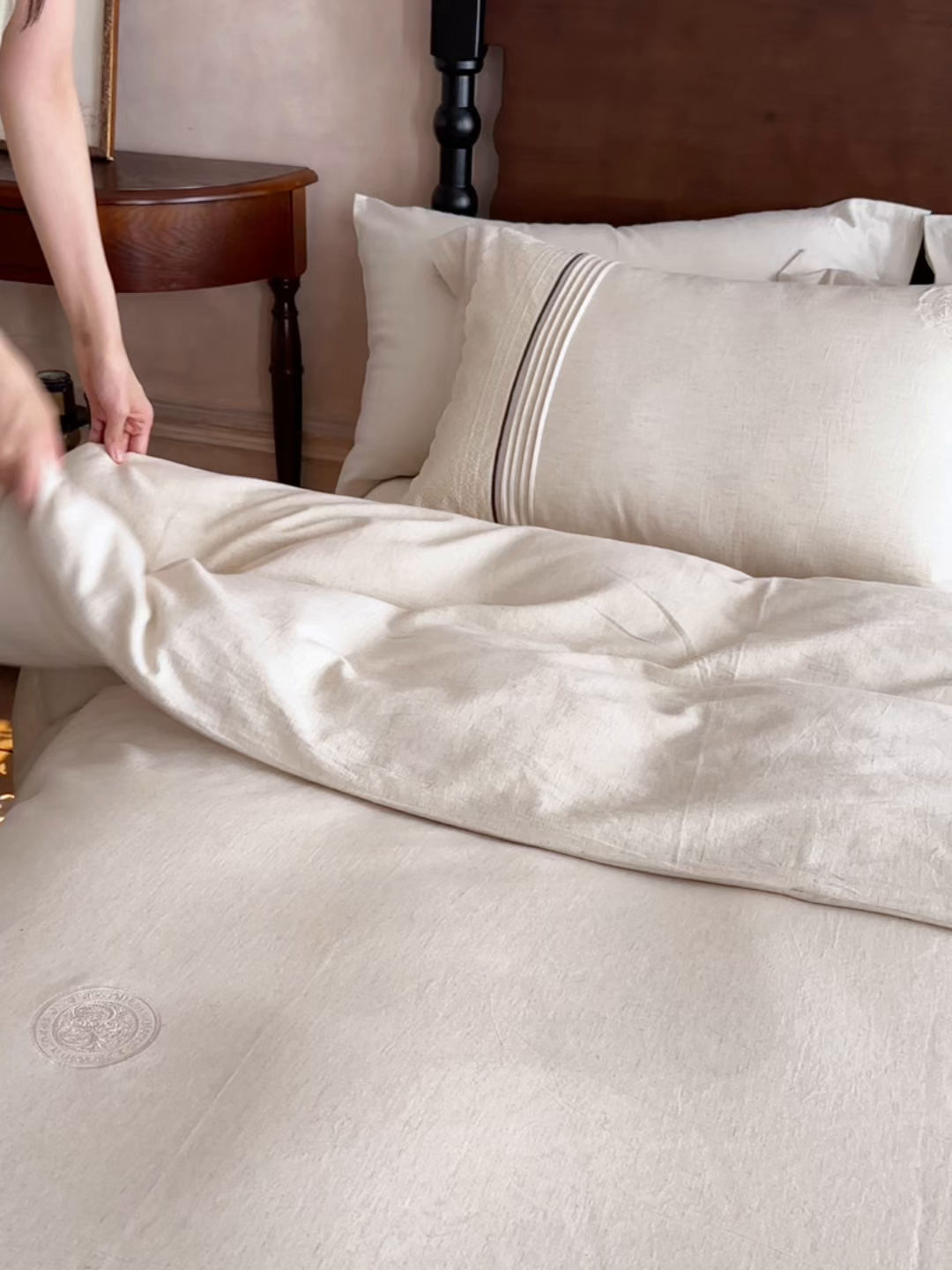 91家纺网 家纺一手货源 找家纺 涞澳家纺 2025新款棉麻皱皱纱四件套 花蓉环