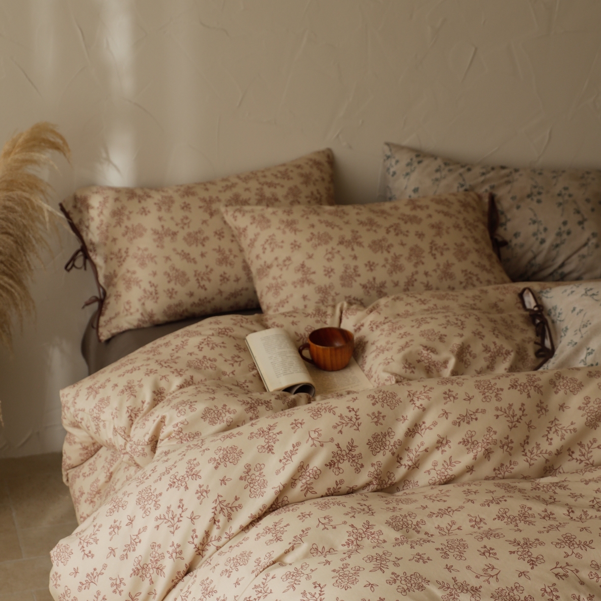 涞澳家纺 2025新款全棉纯棉软烟纱四件套 落樱纷飞