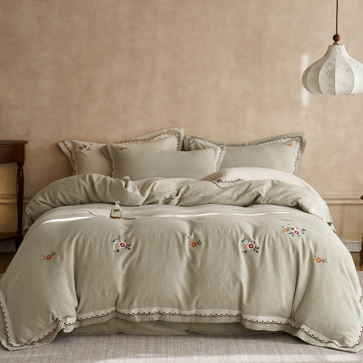 91家纺网 家纺一手货源 找家纺 涞澳家纺 2025新款棉麻皱皱纱四件套 一山春色-绿