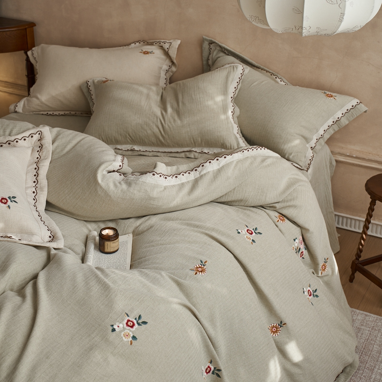 91家纺网 家纺一手货源 找家纺 涞澳家纺 2025新款棉麻皱皱纱四件套 一山春色-绿