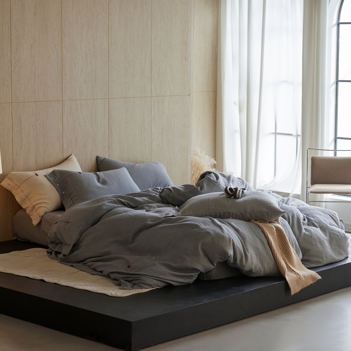 91家纺网 家纺一手货源 找家纺 涞澳家纺 2025新款棉麻皱皱纱四件套 梵象-蓝