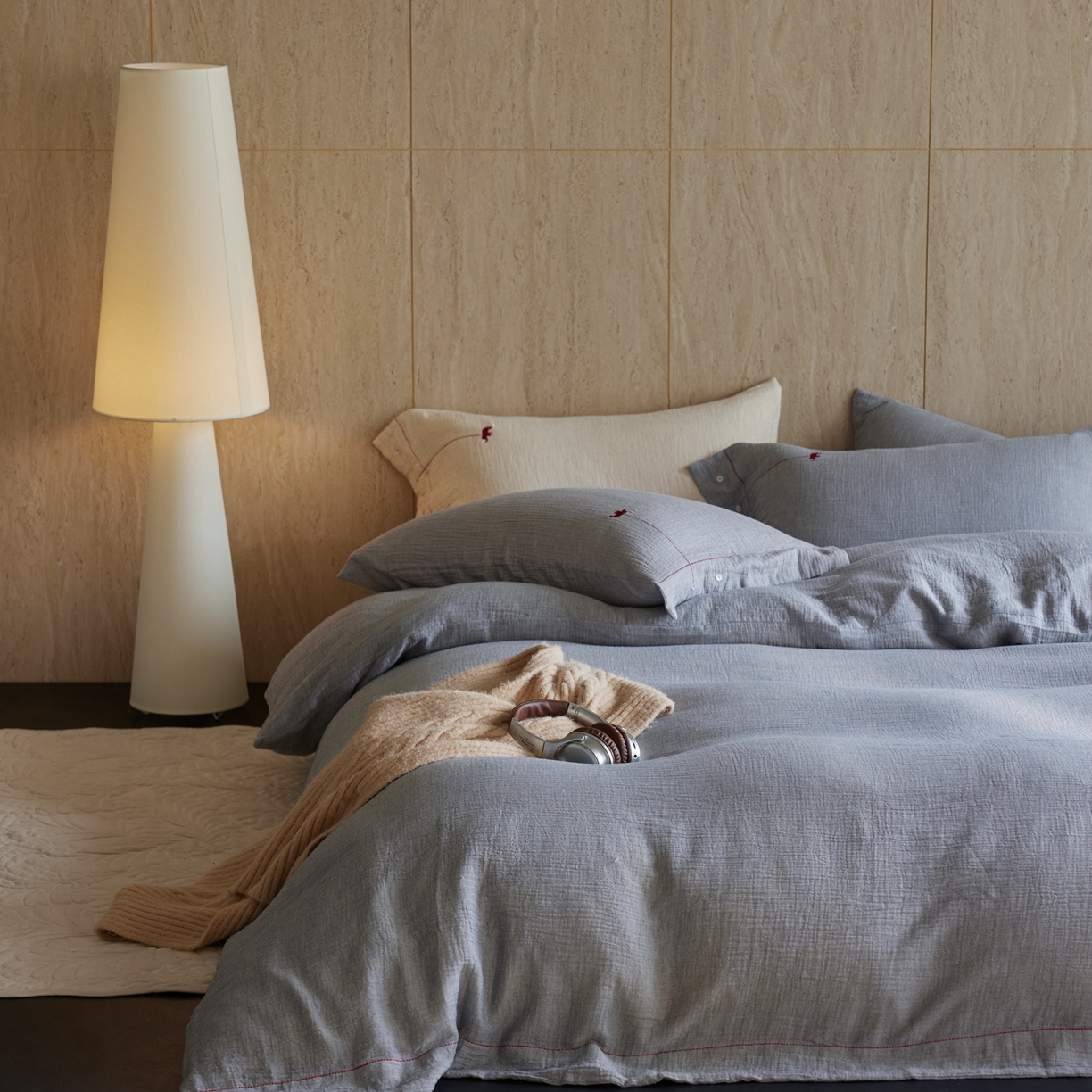 91家纺网 家纺一手货源 找家纺 涞澳家纺 2025新款棉麻皱皱纱四件套 梵象-蓝