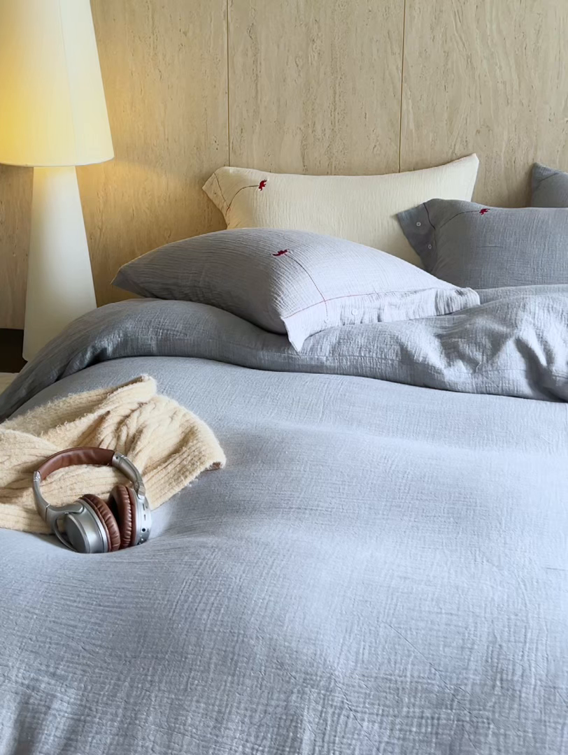 91家纺网 家纺一手货源 找家纺 涞澳家纺 2025新款棉麻皱皱纱四件套 梵象-蓝