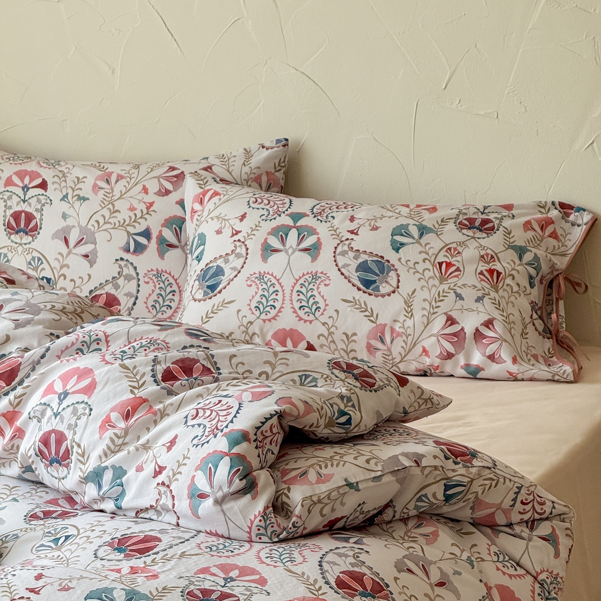 91家纺网 家纺一手货源 找家纺 涞澳家纺 2025新款全棉纯棉软烟纱四件套 南洋风情