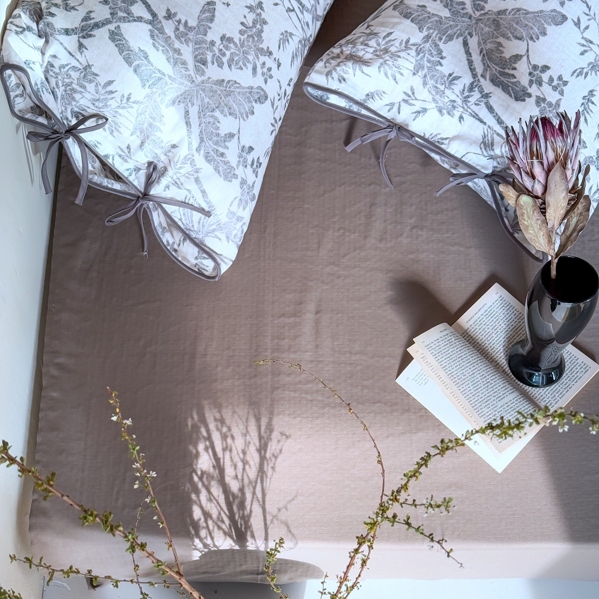 91家纺网 家纺一手货源 找家纺 涞澳家纺 2025新款全棉纯棉软烟纱四件套 浅墨疏影