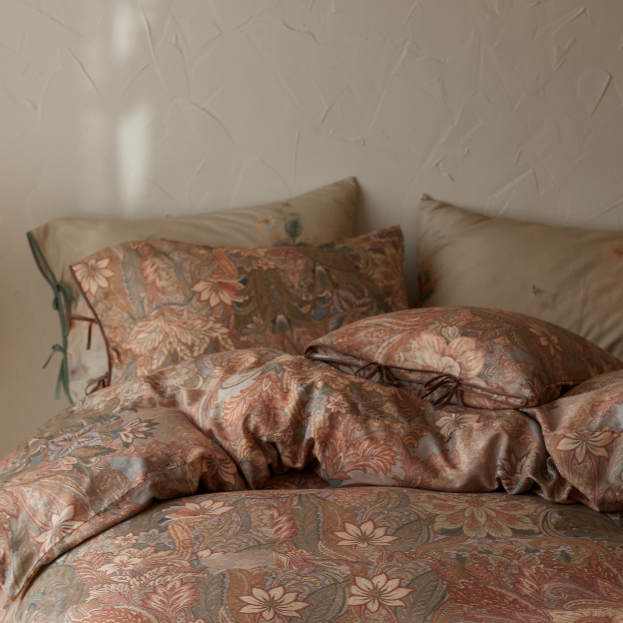 91家纺网 家纺一手货源 找家纺 涞澳家纺 2025新款全棉纯棉软烟纱四件套 艺境繁花