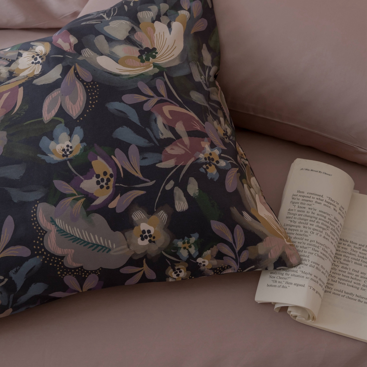 91家纺网 家纺一手货源 找家纺 （总）涞澳家纺 2025新款全棉纯棉贡缎六件套(素色四件套+印花枕套）