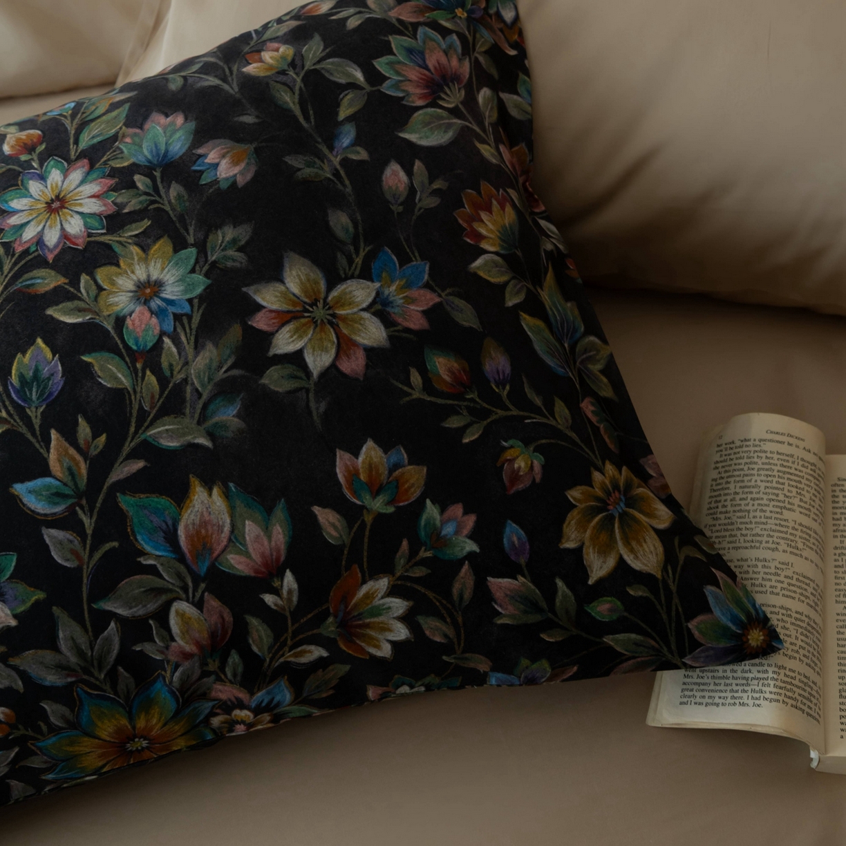 91家纺网 家纺一手货源 找家纺 （总）涞澳家纺 2025新款全棉纯棉贡缎六件套(素色四件套+印花枕套）