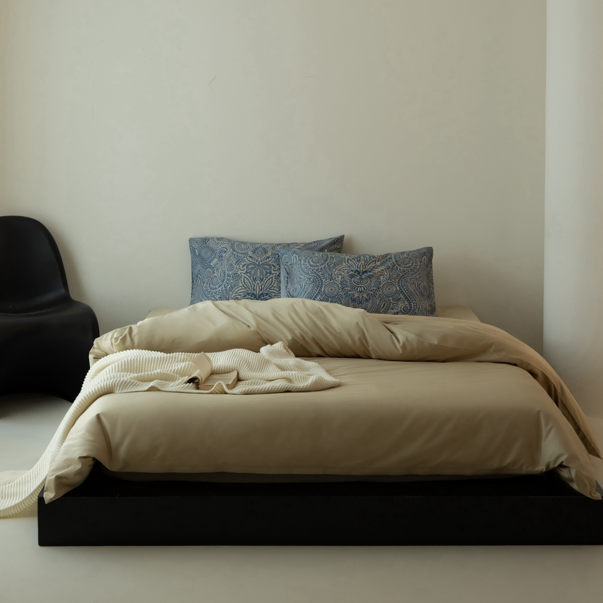 91家纺网 家纺一手货源 找家纺 涞澳家纺 2025新款全棉纯棉贡缎六件套(素色四件套+印花枕套） 赛娜