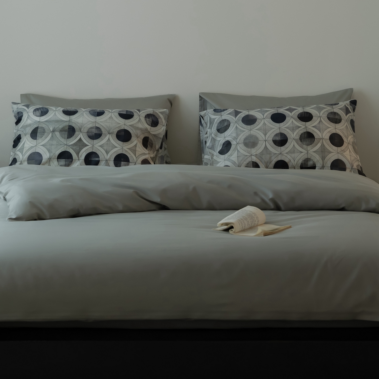 91家纺网 家纺一手货源 找家纺 涞澳家纺 2025新款全棉纯棉贡缎六件套(素色四件套+印花枕套） 辛德