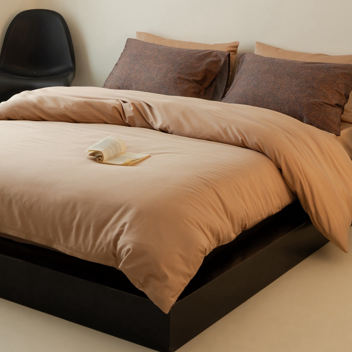 91家纺网 家纺一手货源 找家纺 涞澳家纺 2025新款全棉纯棉贡缎六件套(素色四件套+印花枕套） 野沐