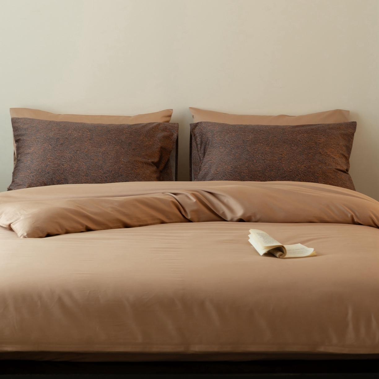 91家纺网 家纺一手货源 找家纺 涞澳家纺 2025新款全棉纯棉贡缎六件套(素色四件套+印花枕套） 野沐