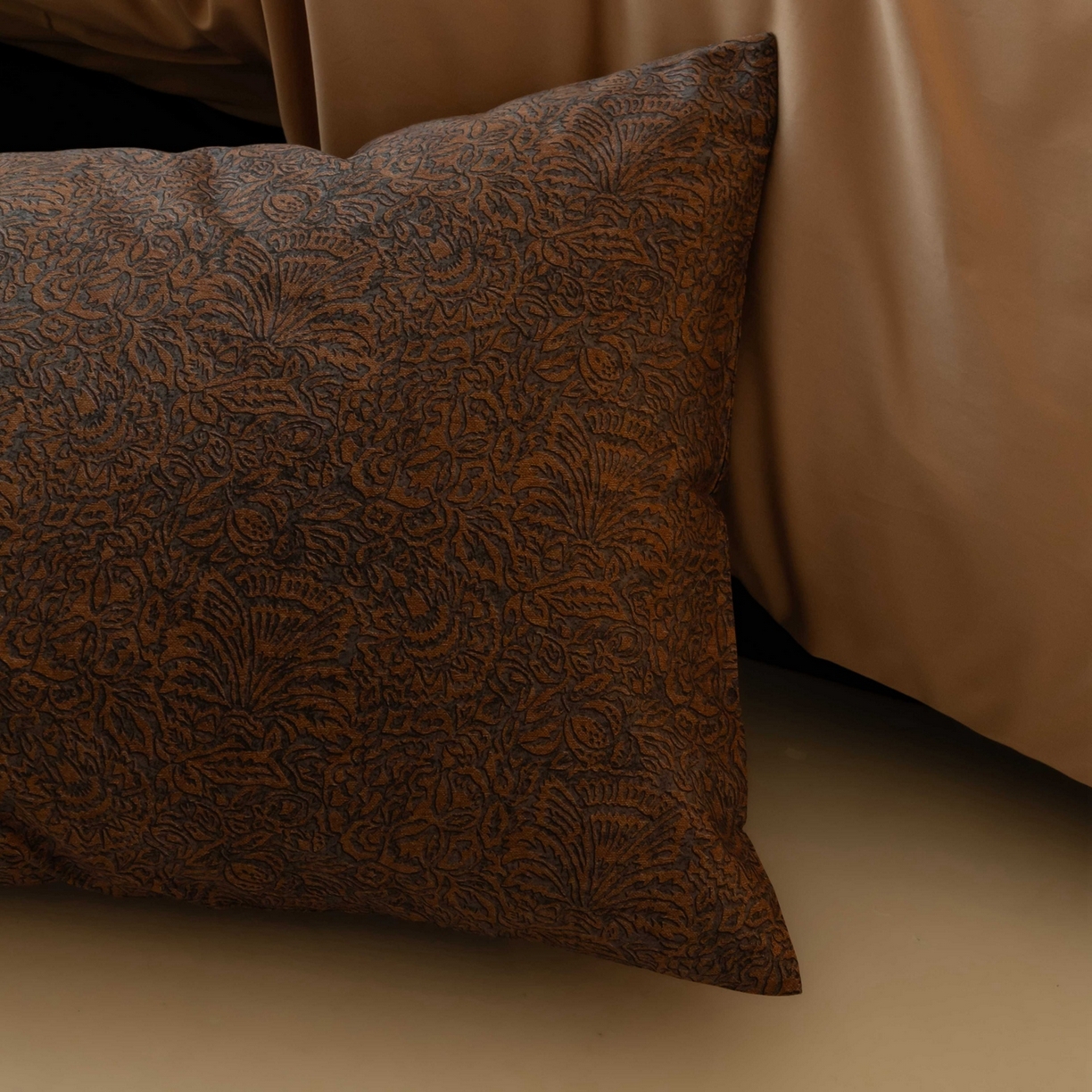 91家纺网 家纺一手货源 找家纺 涞澳家纺 2025新款全棉纯棉贡缎六件套(素色四件套+印花枕套） 野沐