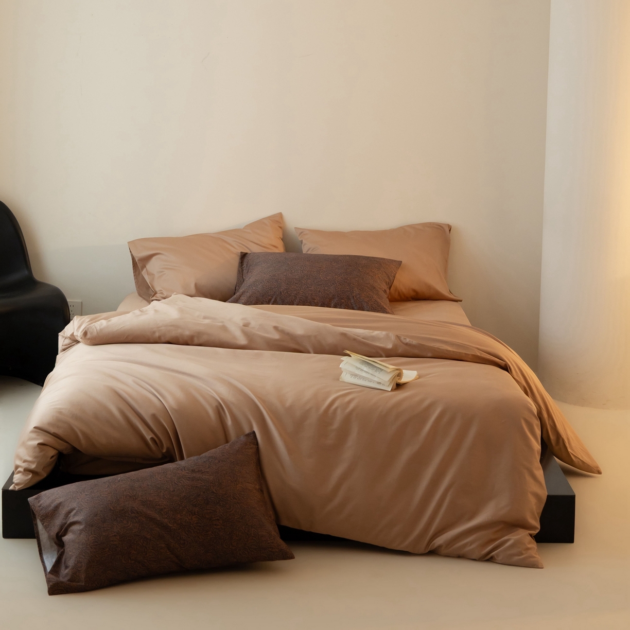 91家纺网 家纺一手货源 找家纺 涞澳家纺 2025新款全棉纯棉贡缎六件套(素色四件套+印花枕套） 野沐