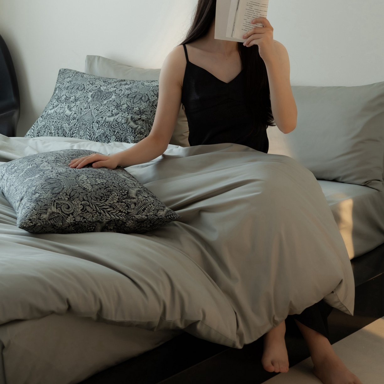 涞澳家纺 2025新款全棉纯棉贡缎六件套(素色四件套+印花枕套） 雲洛