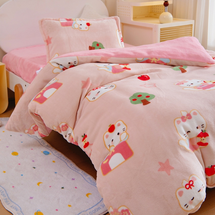 91家纺网 家纺一手货源 找家纺 吉咪兔 2025新款儿童卡通牛奶绒双面绒幼儿园被子三件套六件套保暖被褥被套 可爱猫咪