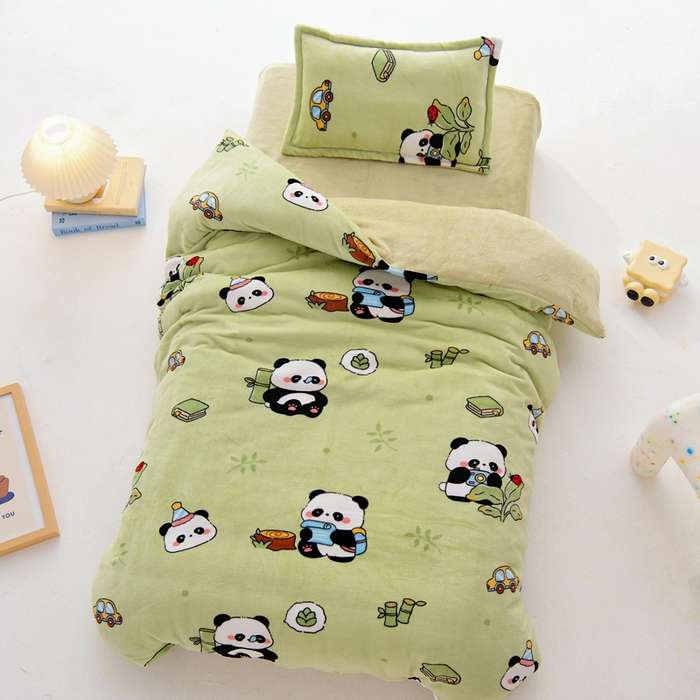91家纺网 家纺一手货源 找家纺 吉咪兔 2025新款儿童卡通牛奶绒双面绒幼儿园被子三件套六件套保暖被褥被套 可爱熊猫