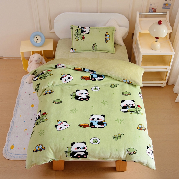 91家纺网 家纺一手货源 找家纺 吉咪兔 2025新款儿童卡通牛奶绒双面绒幼儿园被子三件套六件套保暖被褥被套 可爱熊猫